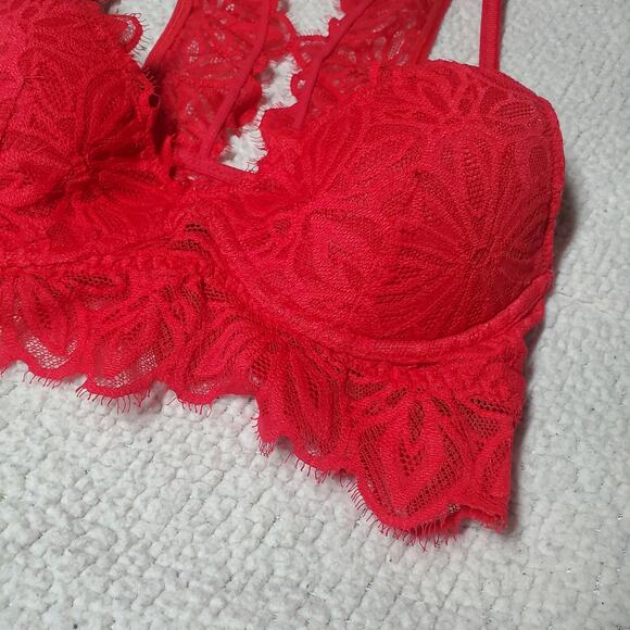PINK Victoria's Secret Red Racerback Date Lightly Lined Bralette Size XS Lace - Picture 4 of 12